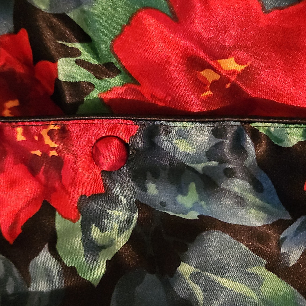 Victoria's Secret Floral Pajama Set - Picture 7 of 7